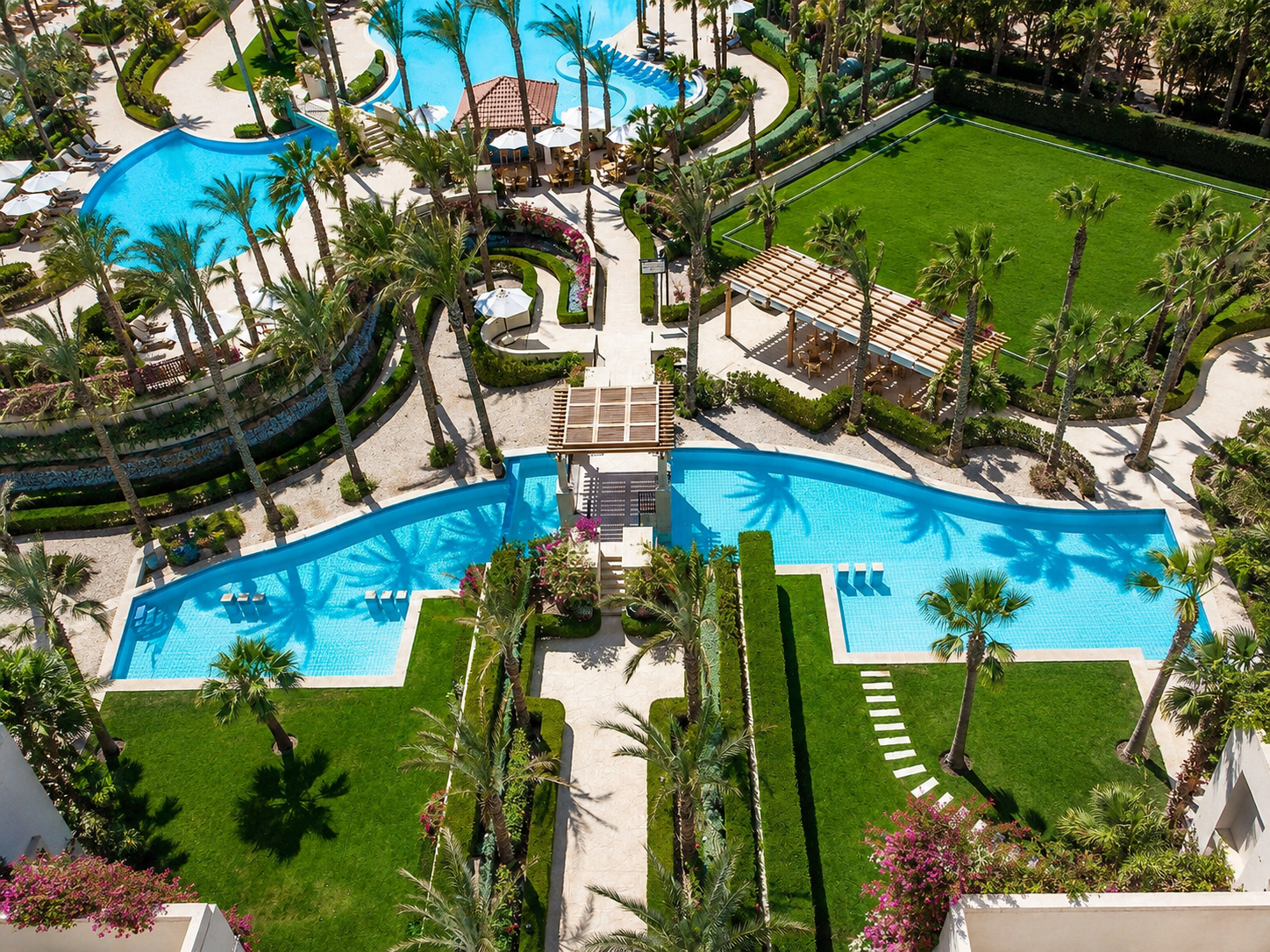 Best real estate company in Hurghada comparing Sahl Hasheesh property options